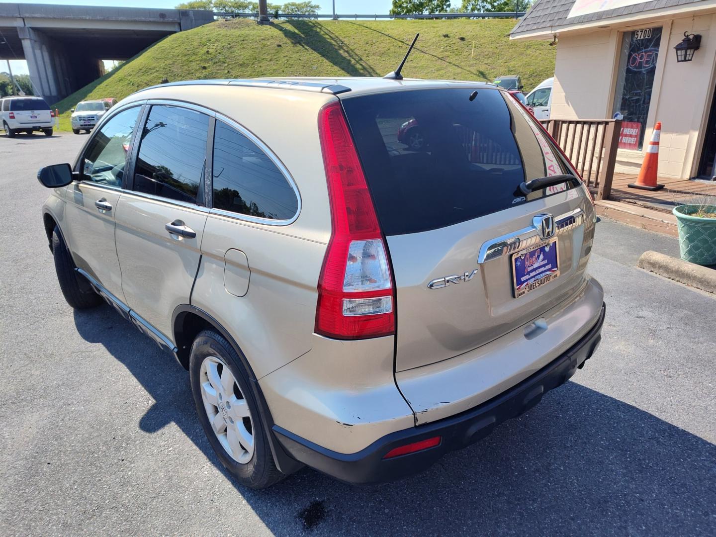 2007 Tan Honda CR-V (5J6RE485X7L) , located at 5700 Curlew Drive, Norfolk, VA, 23502, (757) 455-6330, 36.841885, -76.209412 - Photo#11